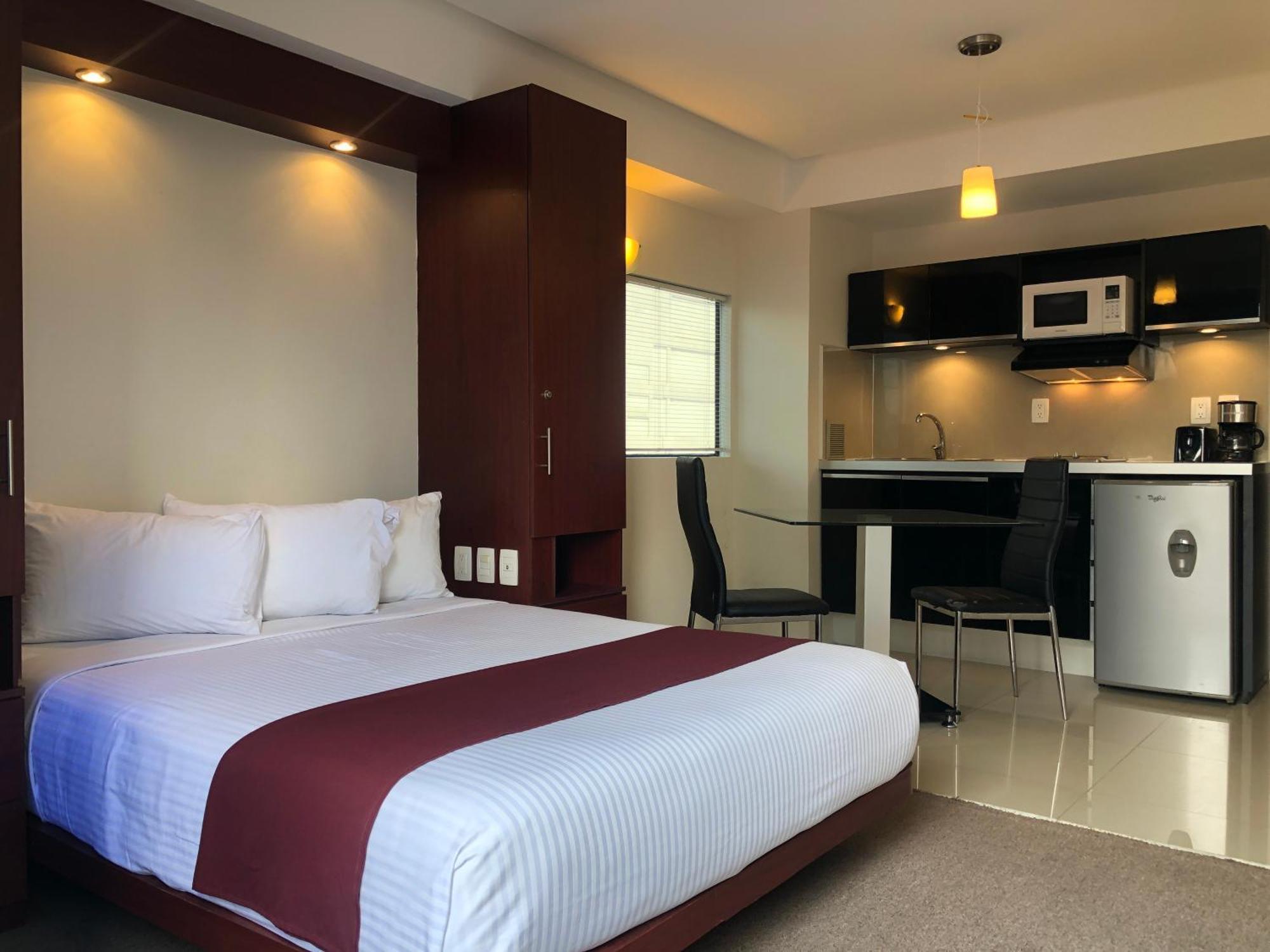 Suites Capri Reforma Angel 380 Мехико Экстерьер фото