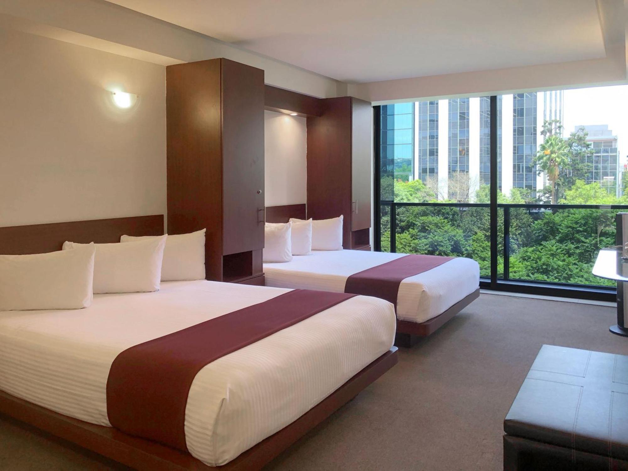 Suites Capri Reforma Angel 380 Мехико Экстерьер фото