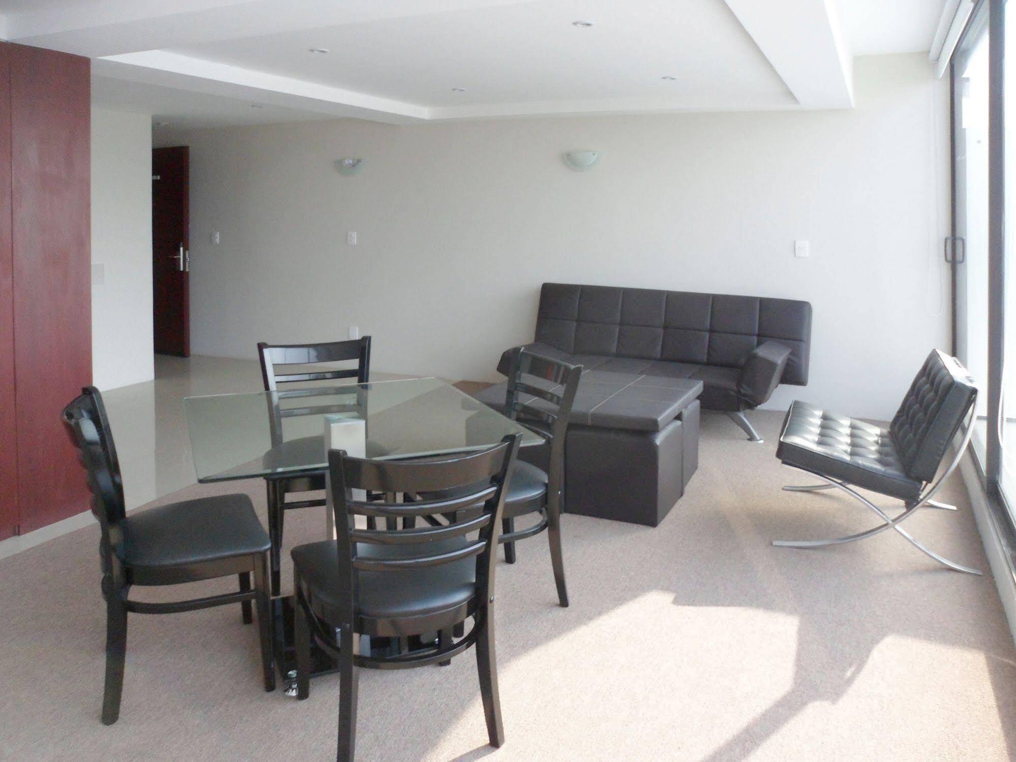 Suites Capri Reforma Angel 380 Мехико Экстерьер фото