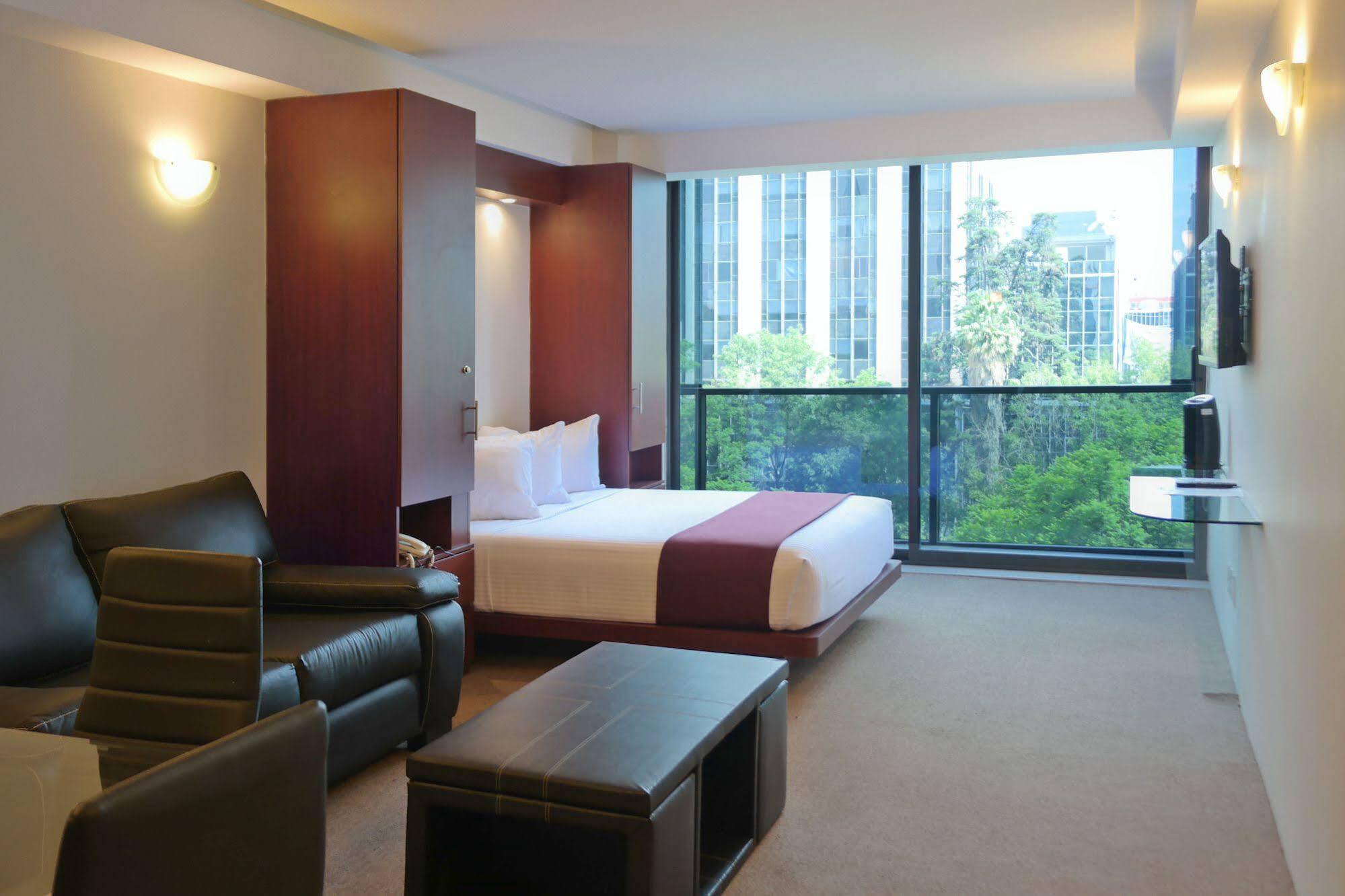 Suites Capri Reforma Angel 380 Мехико Экстерьер фото